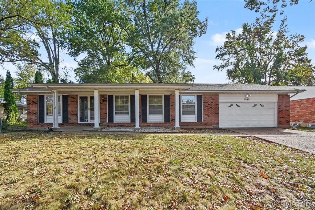 11972 Nero Drive, Florissant, MO 63033