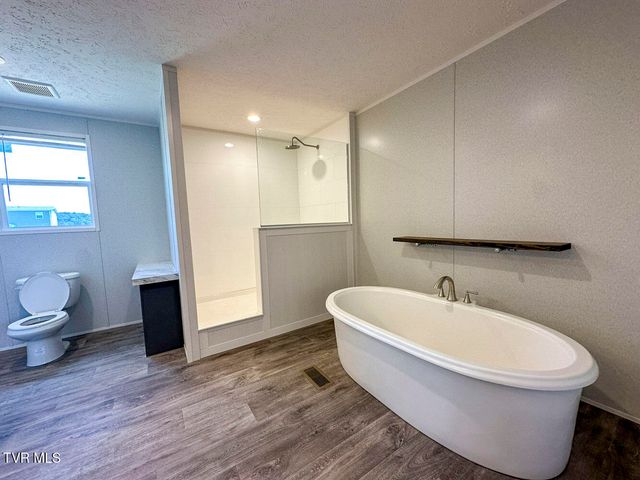 1515 River Path Path, Morristown, TN 37813