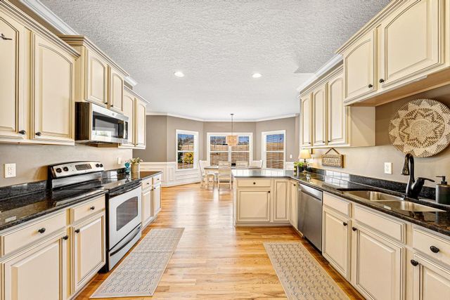 604 Feathery Lane, Seneca, SC 29678