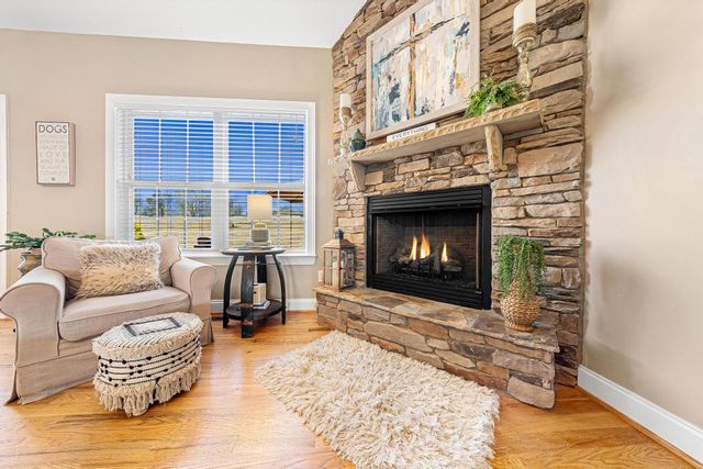 604 Feathery Lane, Seneca, SC 29678