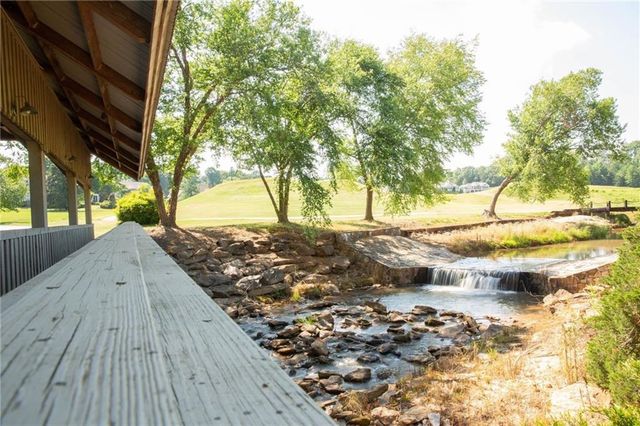 604 Feathery Lane, Seneca, SC 29678