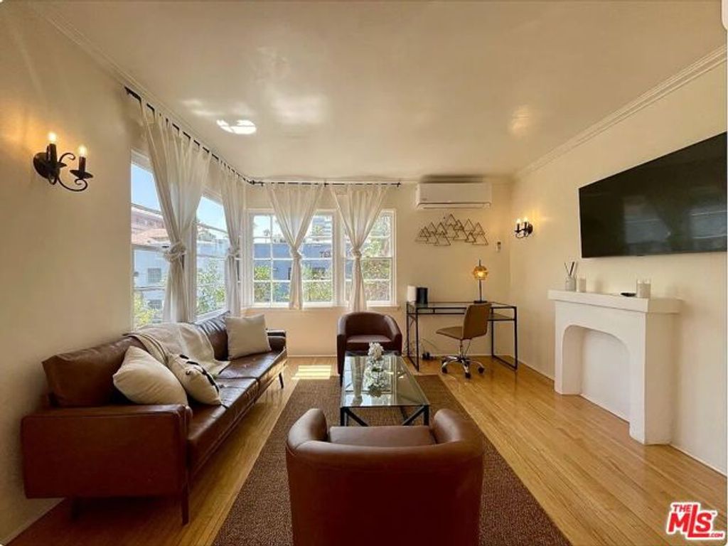 1144 15th Street 6, Santa Monica, CA 90403