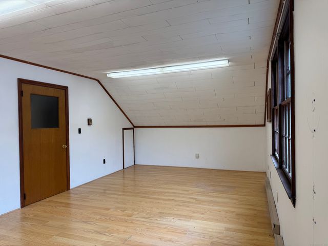 111 River Road, Barkhamsted, CT 06063