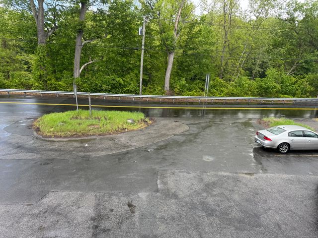 111 River Road, Barkhamsted, CT 06063