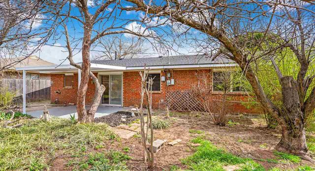 406 NW 75th St, Lawton, OK 73505