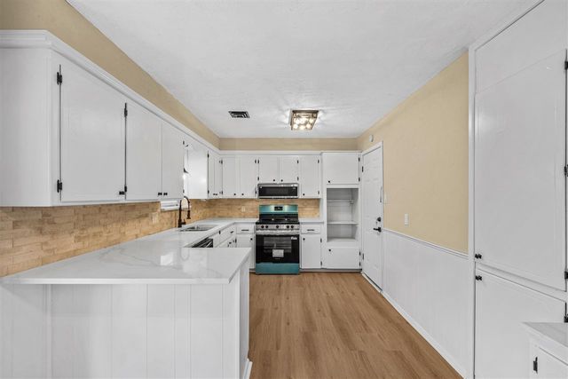 406 NW 75th St, Lawton, OK 73505