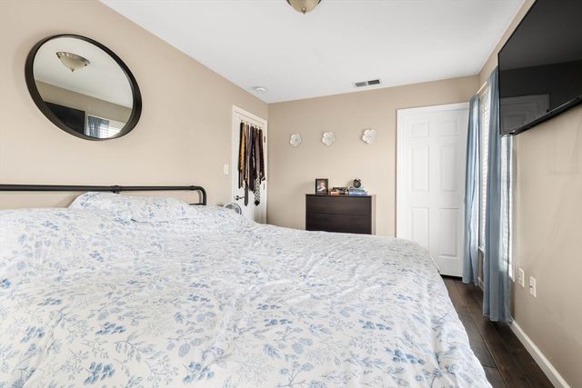 98 Poplar 2, Danvers, MA 01923