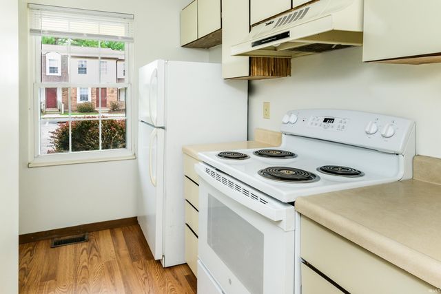 2484 S Brittany Lane, Bloomington, IN 47401