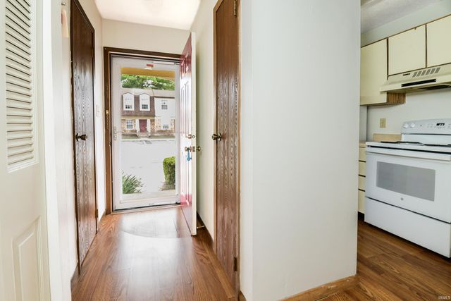 2484 S Brittany Lane, Bloomington, IN 47401