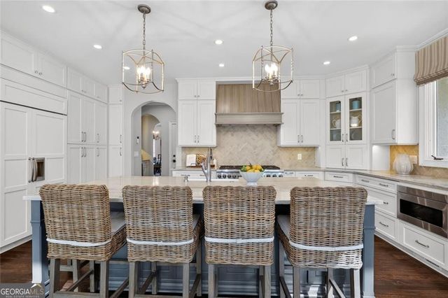 360 Falls Point Trail, Johns Creek, GA 30022
