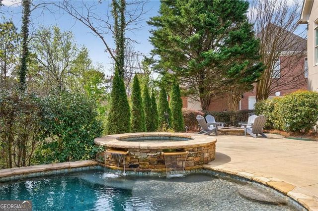 360 Falls Point Trail, Johns Creek, GA 30022