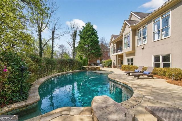 360 Falls Point Trail, Johns Creek, GA 30022
