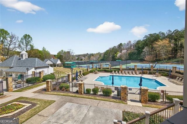360 Falls Point Trail, Johns Creek, GA 30022