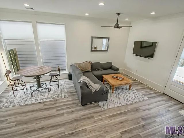 9855 Red Stick Crossing Ave, Baton Rouge, LA 70815