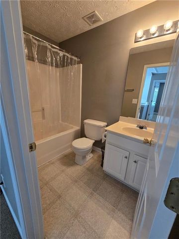 231 Windcroft Lane NW, Acworth, GA 30101