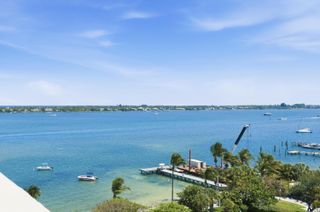 5600 N Flagler Drive Unit 910, West Palm Beach, FL 33407