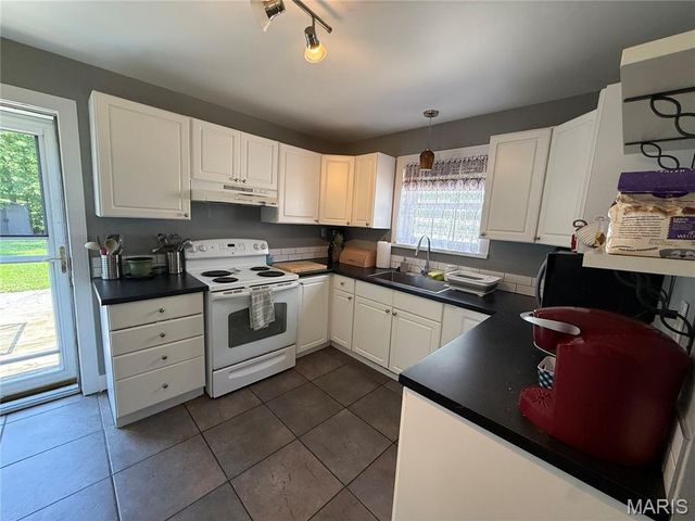 2623 Sims Avenue, Overland, MO 63114