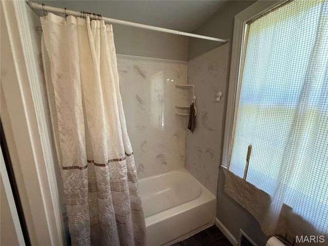 2623 Sims Avenue, Overland, MO 63114