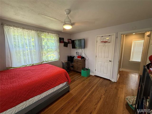 2623 Sims Avenue, Overland, MO 63114