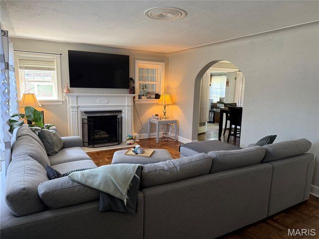 2623 Sims Avenue, Overland, MO 63114