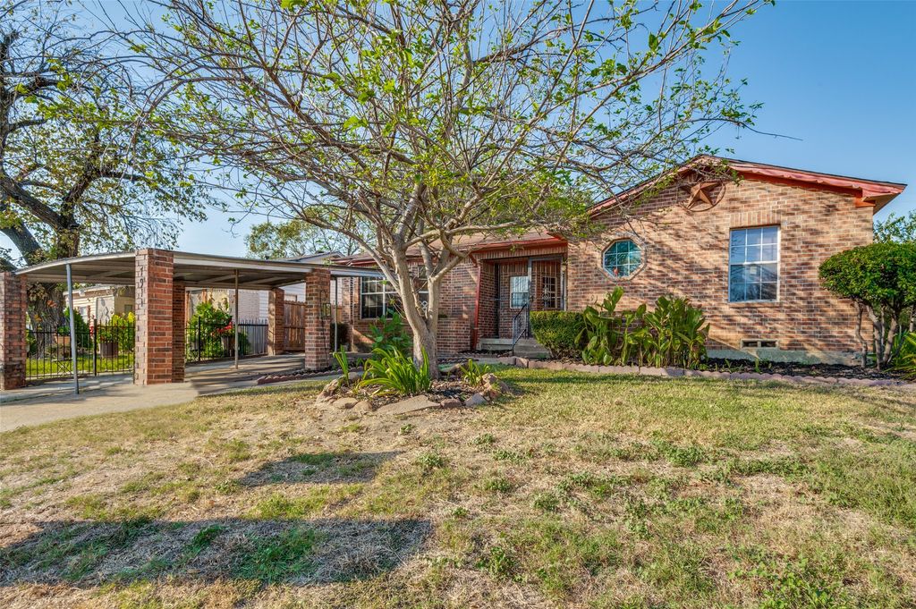 7911 Komalty Drive, Dallas, TX 75217