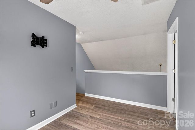 6107 Colchester Lane, Matthews, NC 28104