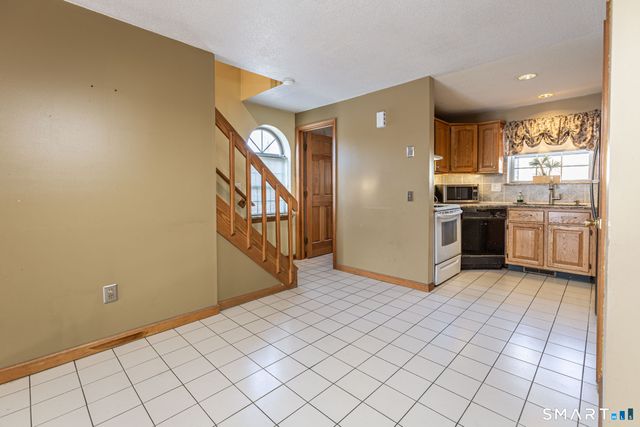 80 North Mountain Road F, New Britain, CT 06053