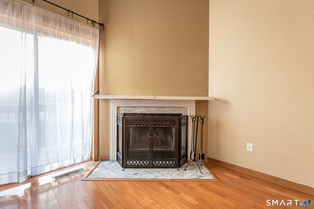 80 North Mountain Road F, New Britain, CT 06053