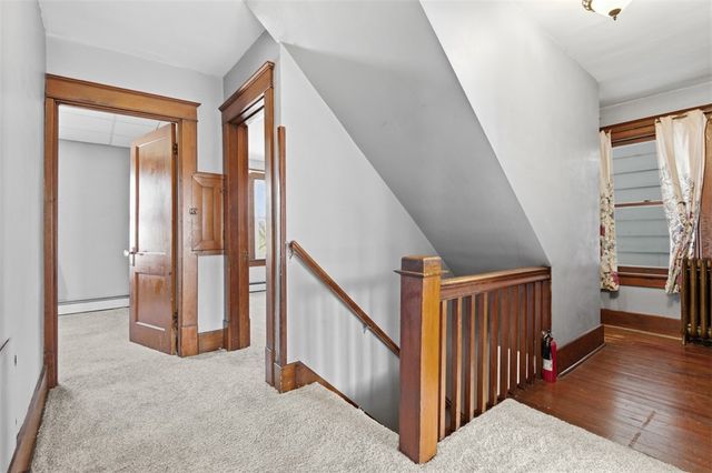 637 E 10th Ave, Tarentum, PA 15084