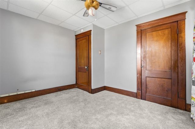 637 E 10th Ave, Tarentum, PA 15084