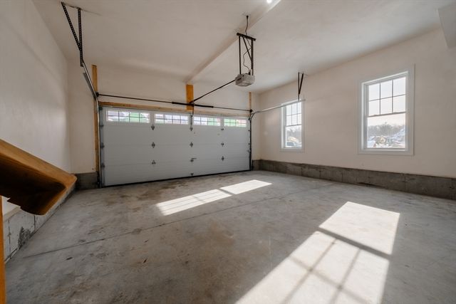 22 Strongwater Drive, Salem, MA 01970