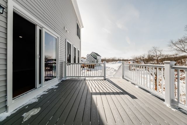 22 Strongwater Drive, Salem, MA 01970