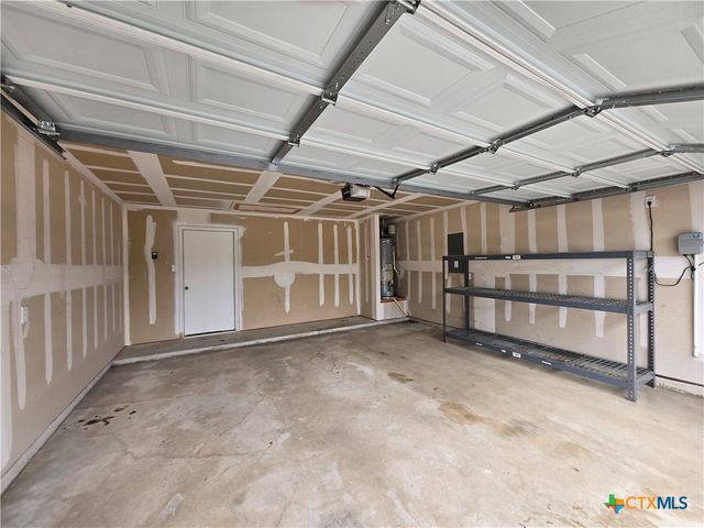 1420 Parkwood, Seguin, TX 78155