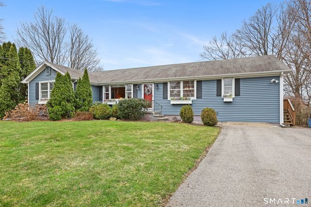 19 Lyncrest Drive, Norwalk, CT 06851