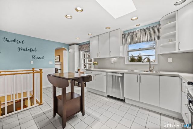 19 Lyncrest Drive, Norwalk, CT 06851