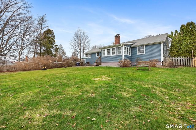 19 Lyncrest Drive, Norwalk, CT 06851