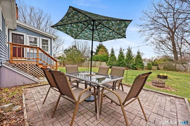 19 Lyncrest Drive, Norwalk, CT 06851