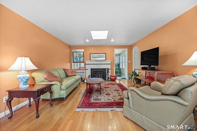 19 Lyncrest Drive, Norwalk, CT 06851