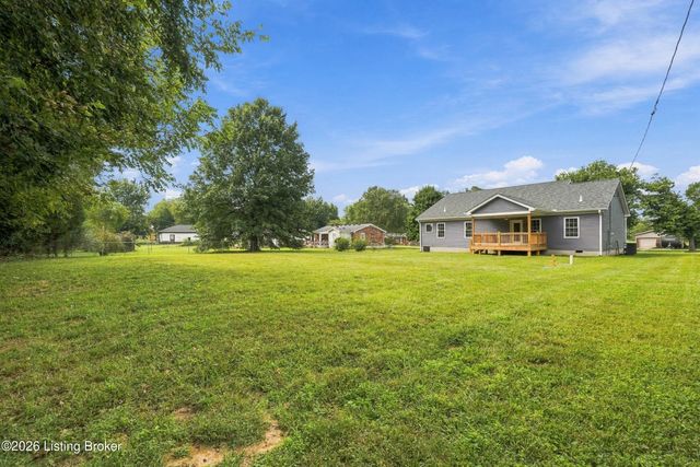 180 Azure Dr, Mt Washington, KY 40047