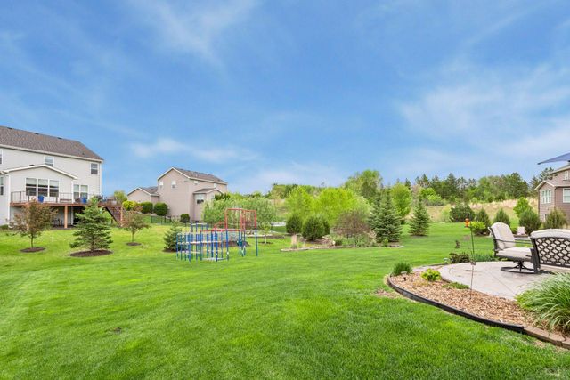 1098 Prairie View Lane, Waconia, MN 55387