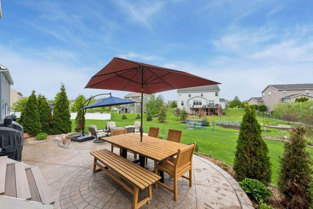 1098 Prairie View Lane, Waconia, MN 55387