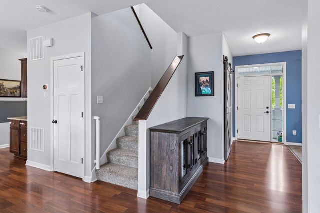 1098 Prairie View Lane, Waconia, MN 55387