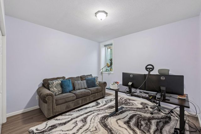 1098 Prairie View Lane, Waconia, MN 55387