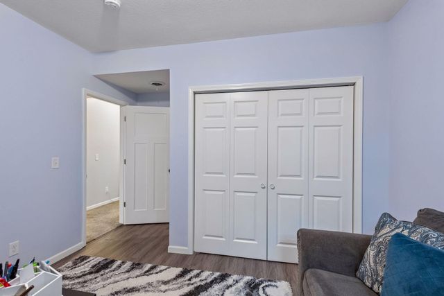 1098 Prairie View Lane, Waconia, MN 55387