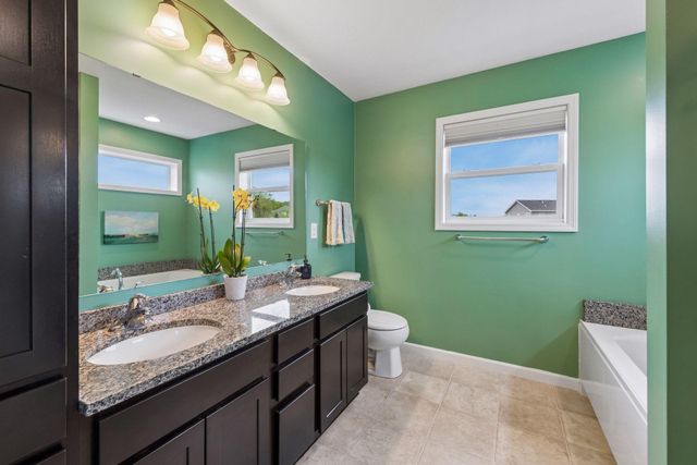 1098 Prairie View Lane, Waconia, MN 55387
