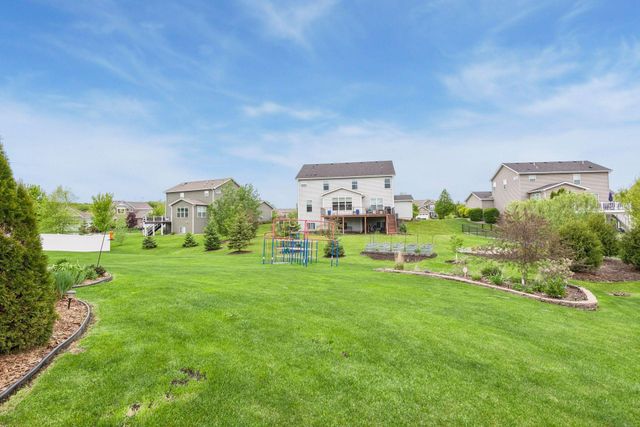 1098 Prairie View Lane, Waconia, MN 55387