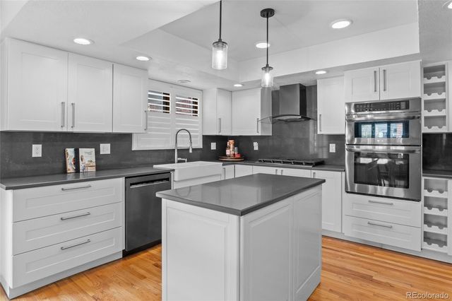 1721 E Phillips Avenue, Centennial, CO 80122