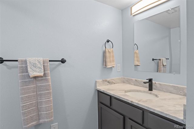 1721 E Phillips Avenue, Centennial, CO 80122