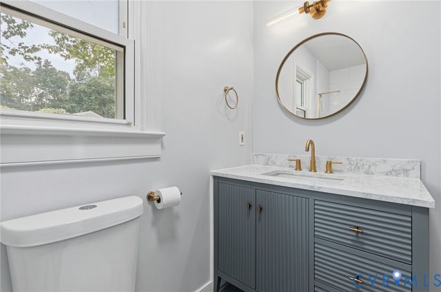 2224 Overlook Rd, Powhatan, VA 23139