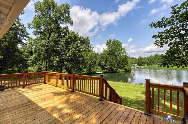 2224 Overlook Rd, Powhatan, VA 23139